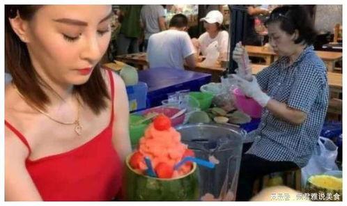 吃瓜的大妈们,揭秘娱乐圈幕后故事